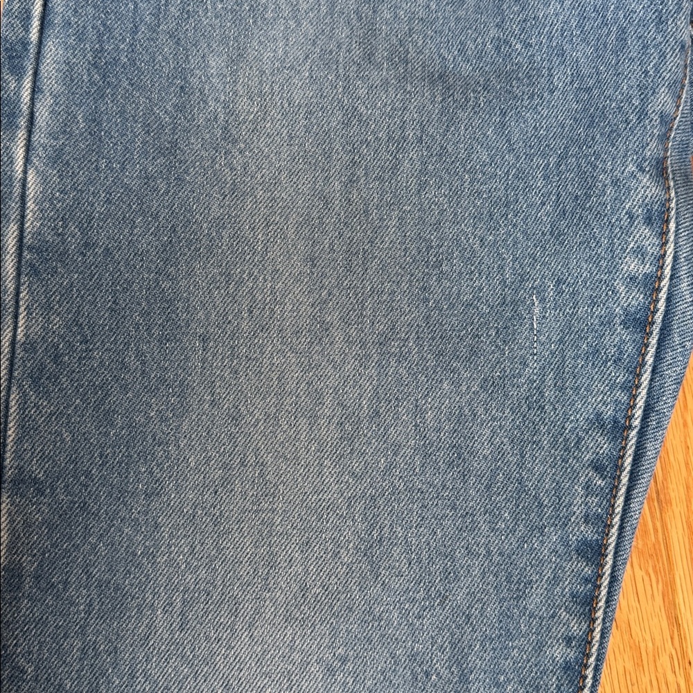 Levi’s Premium Wedgie Jeans - Picture 6 of 6